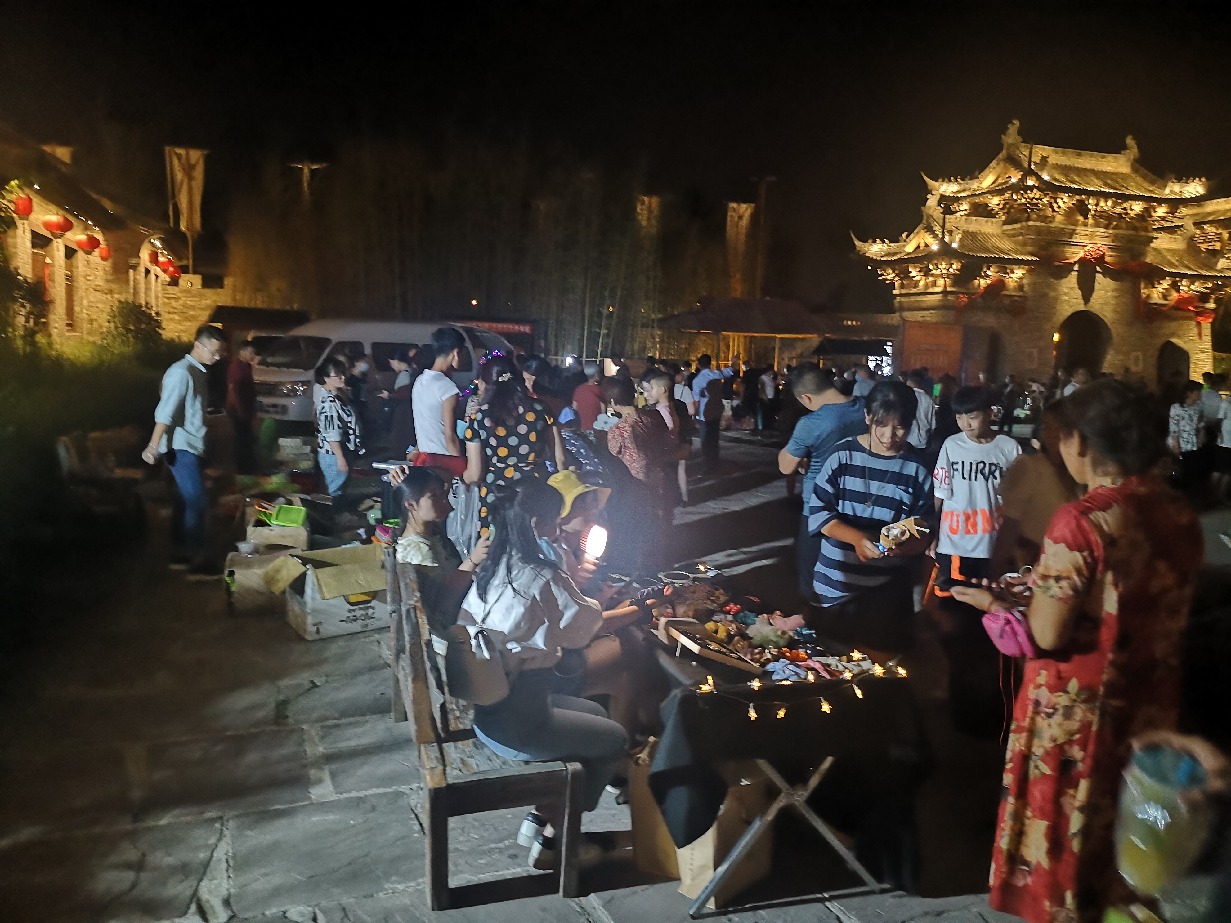 免费为大家牵线搭桥,提供场地寻求合作的项目