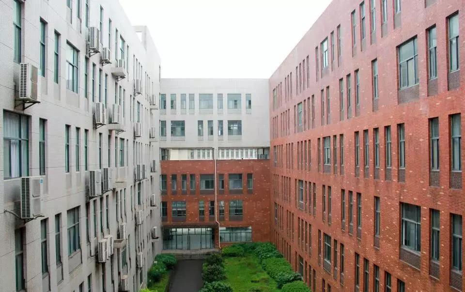 武汉科技大学城市学院报名时间,武汉科技大学城市学院的办学条件