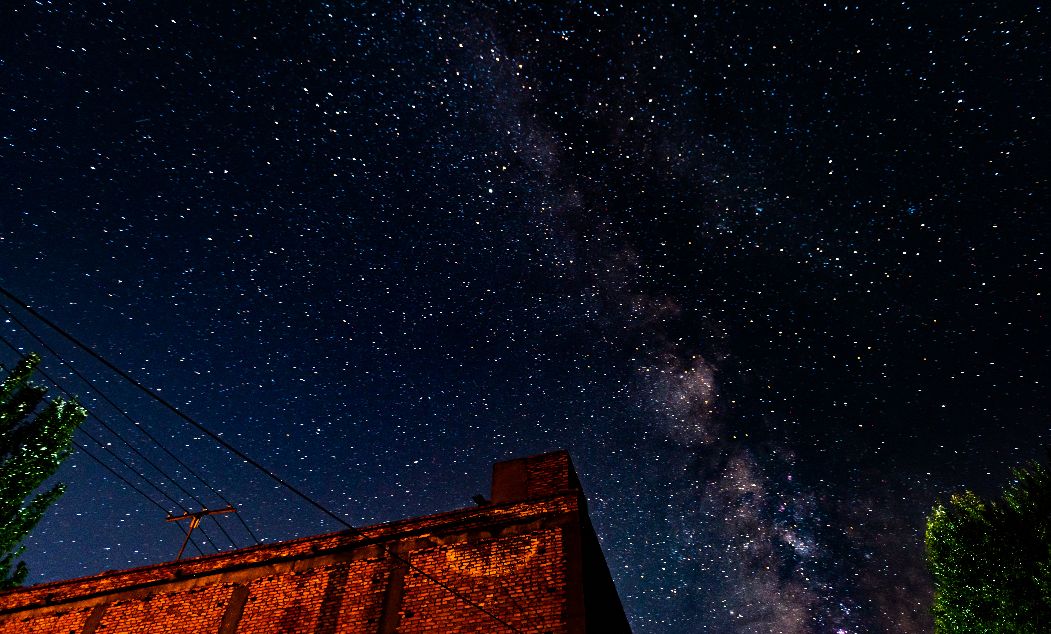 最好用的几款三脚架推荐,900元左右轻便稳定三脚架推荐