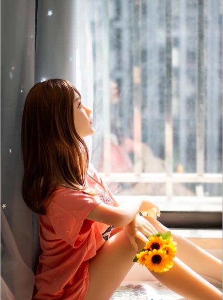 揭秘地下成人娃娃的世界，千元即可拥有专人女友供你随意*躏蹂**