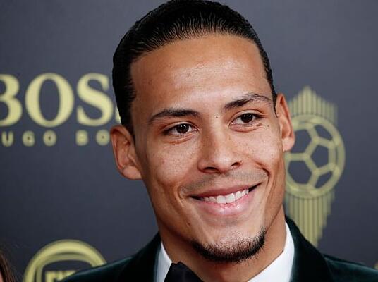 金球之争c罗梅西,金球奖梅西vs弗洛伦蒂诺