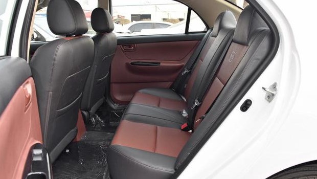 榨干最后的价值，2020款比亚迪F3售4.49万，连安全气囊都没有