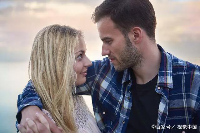 恋爱中双方都倔强,恋爱中偏执的人有哪些表现