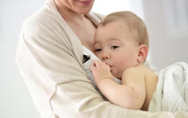 宝宝每次放屁都有大便怎么调理,婴幼儿每天放屁