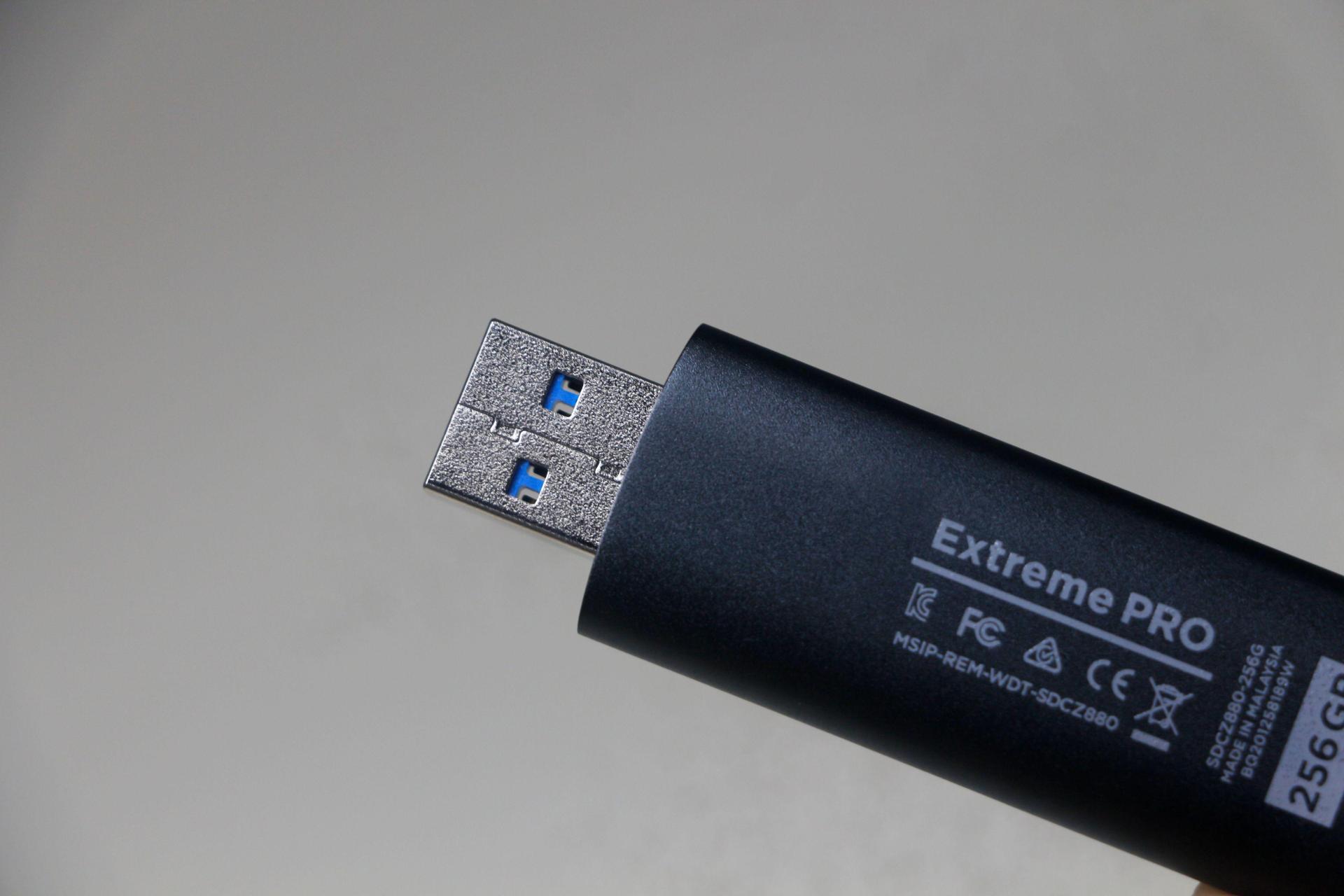 U盘界的YYDS——SanDiskCZ880使用评测