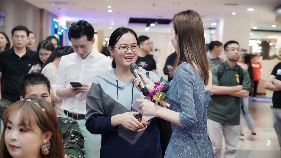 glsa镭战大联盟真人cs,镭战大联盟真人cs南宁店