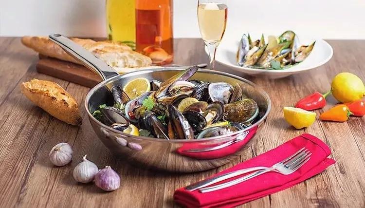 什么锅最好用又大,什么锅最好用呢