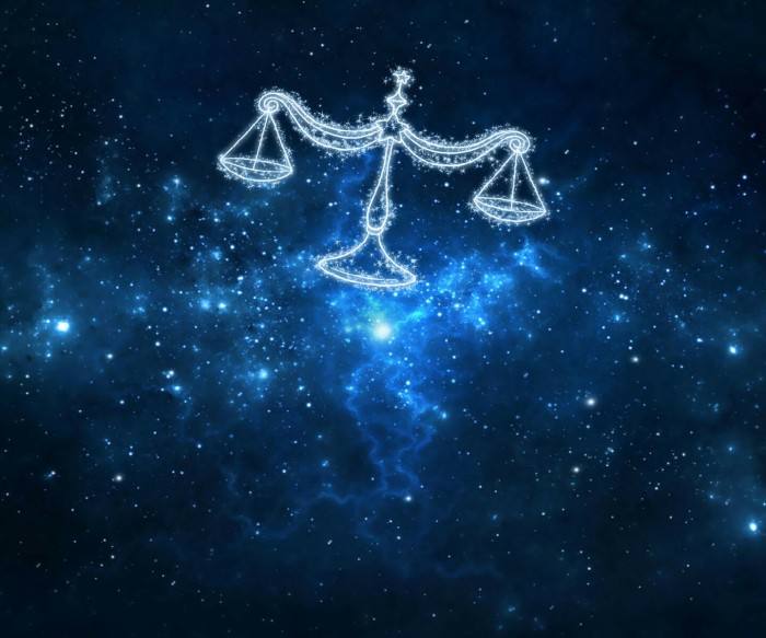 正眼都不瞧，白羊女爱冲动，就喜欢对方主动些