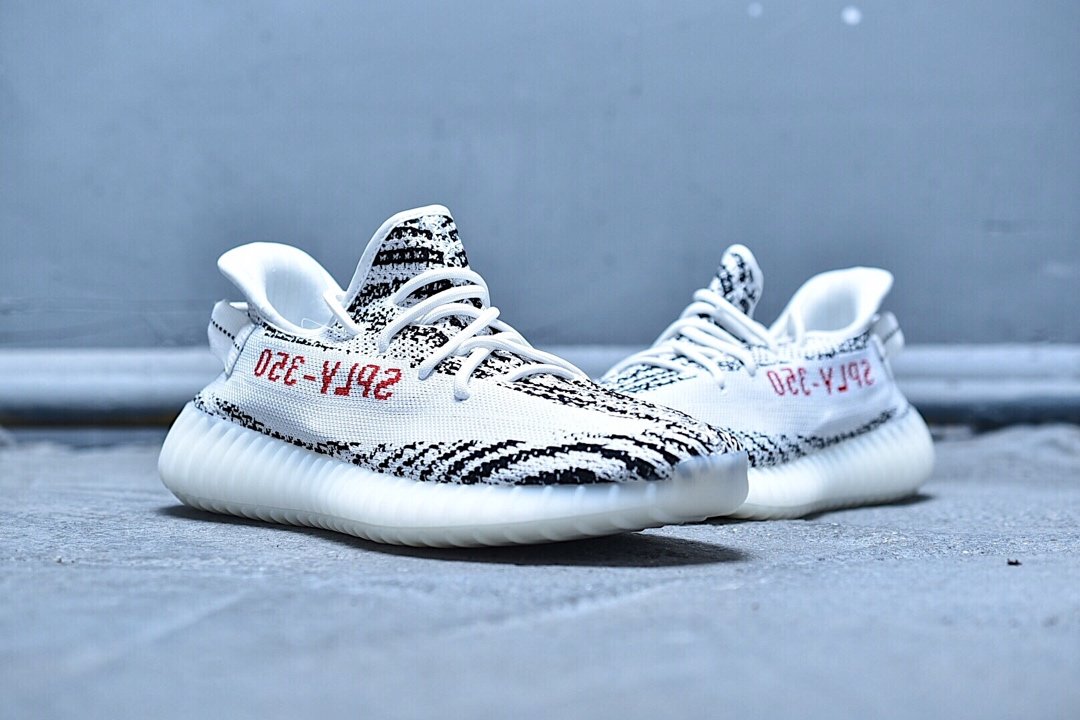 阿迪达斯椰子350新款发售,阿迪达斯新款椰子鞋350v2