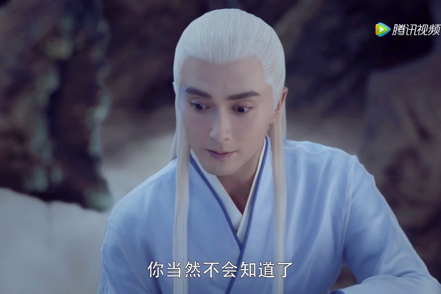 三生三世枕上书姬蘅掉入悬崖,三生三世枕上书姬衡是不是假失忆