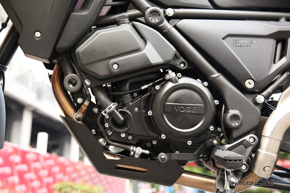 隆鑫无极650大单缸,无极650ds高速公路测评