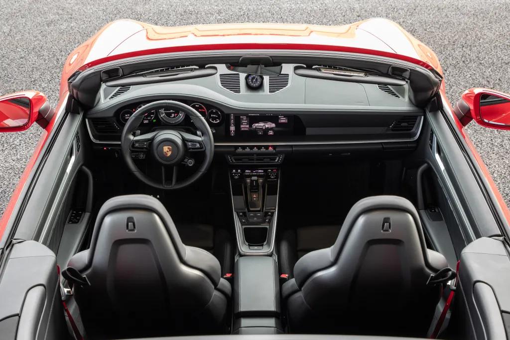 保时捷车友唱歌,保时捷车友