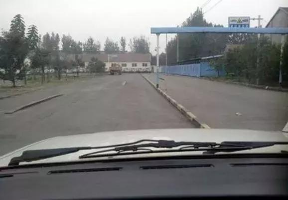 b2科目三靠边停车30公分技巧视频,捷达车科目三靠边停车技巧30公分