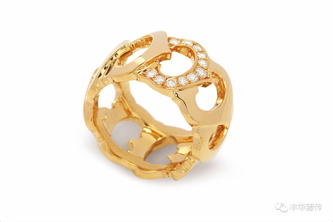 秋雨发梢，梦幻情怀，戴着你的水晶珠链，请跟我来！帽哥出品