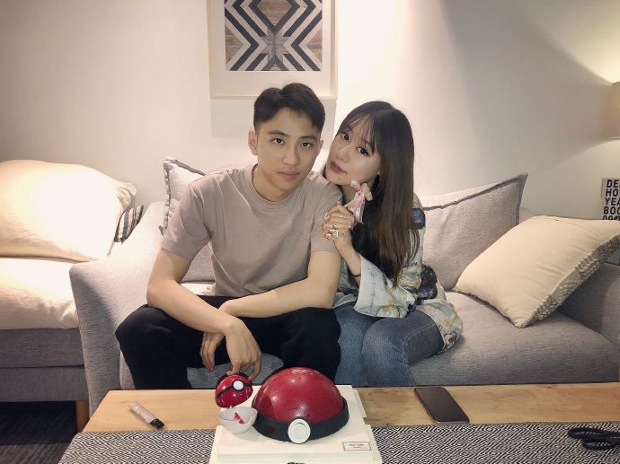 范志毅女儿和后妈参加节目视频,范志毅女儿最漂亮的照片