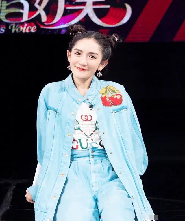 谢娜穿白牛仔裤,谢娜穿搭牛仔裤