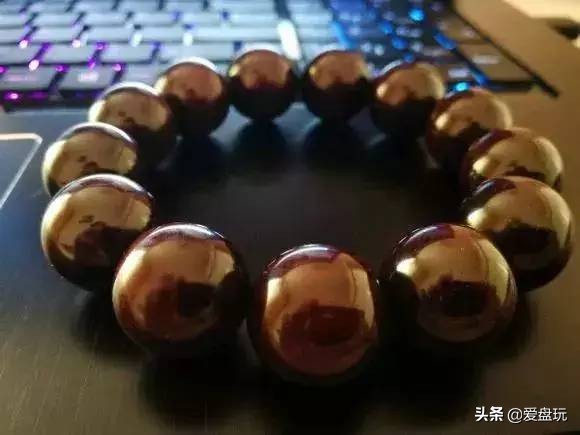 盘玩包浆后变黑的文玩,包浆手串盘玩11毫米