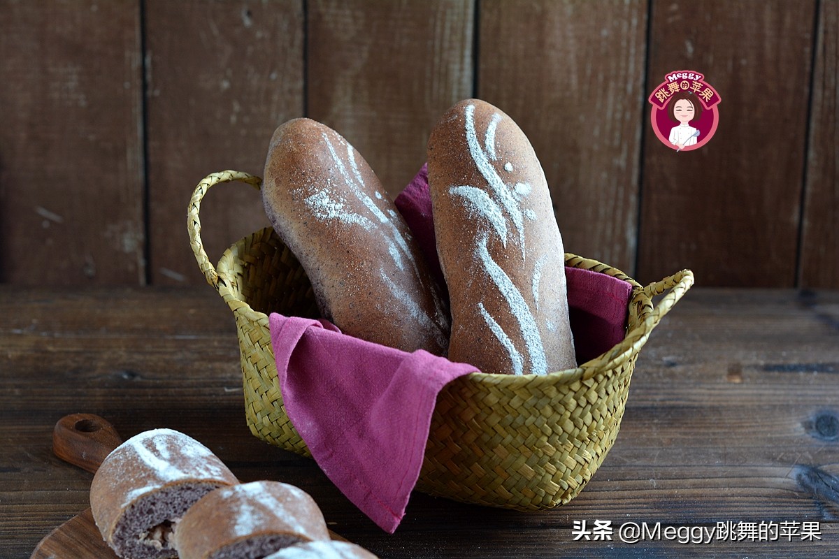 天热吃这种面包，烤1炉吃2天，黑米软欧中加这料，儿子直夸好吃