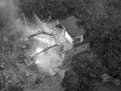 企业厂房遭遇强拆血本无归,厂房被强拆有什么后果