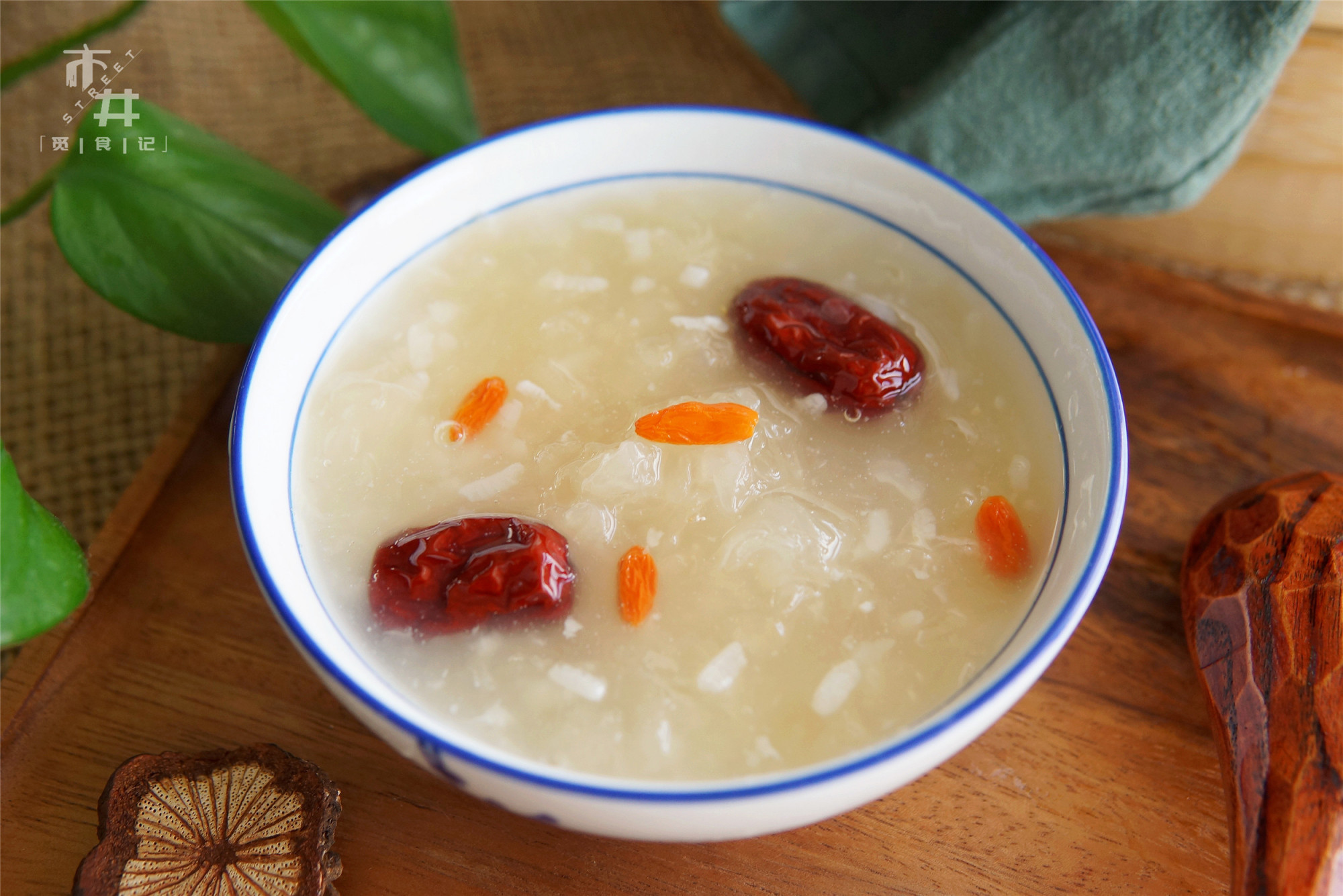 秋天干燥喝什么粥好,润秋燥的粥