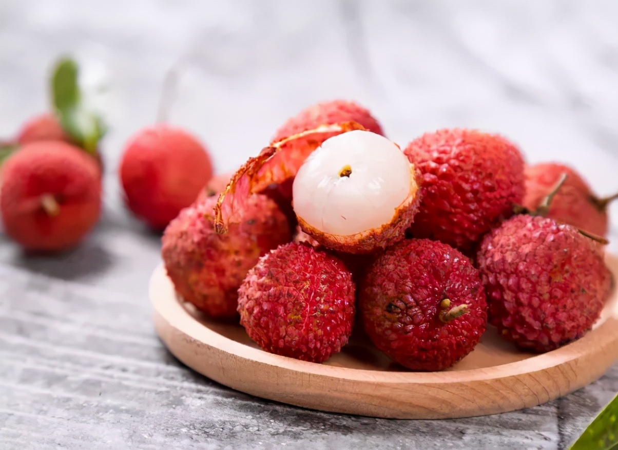 今日养生饮品,养生荔枝茶