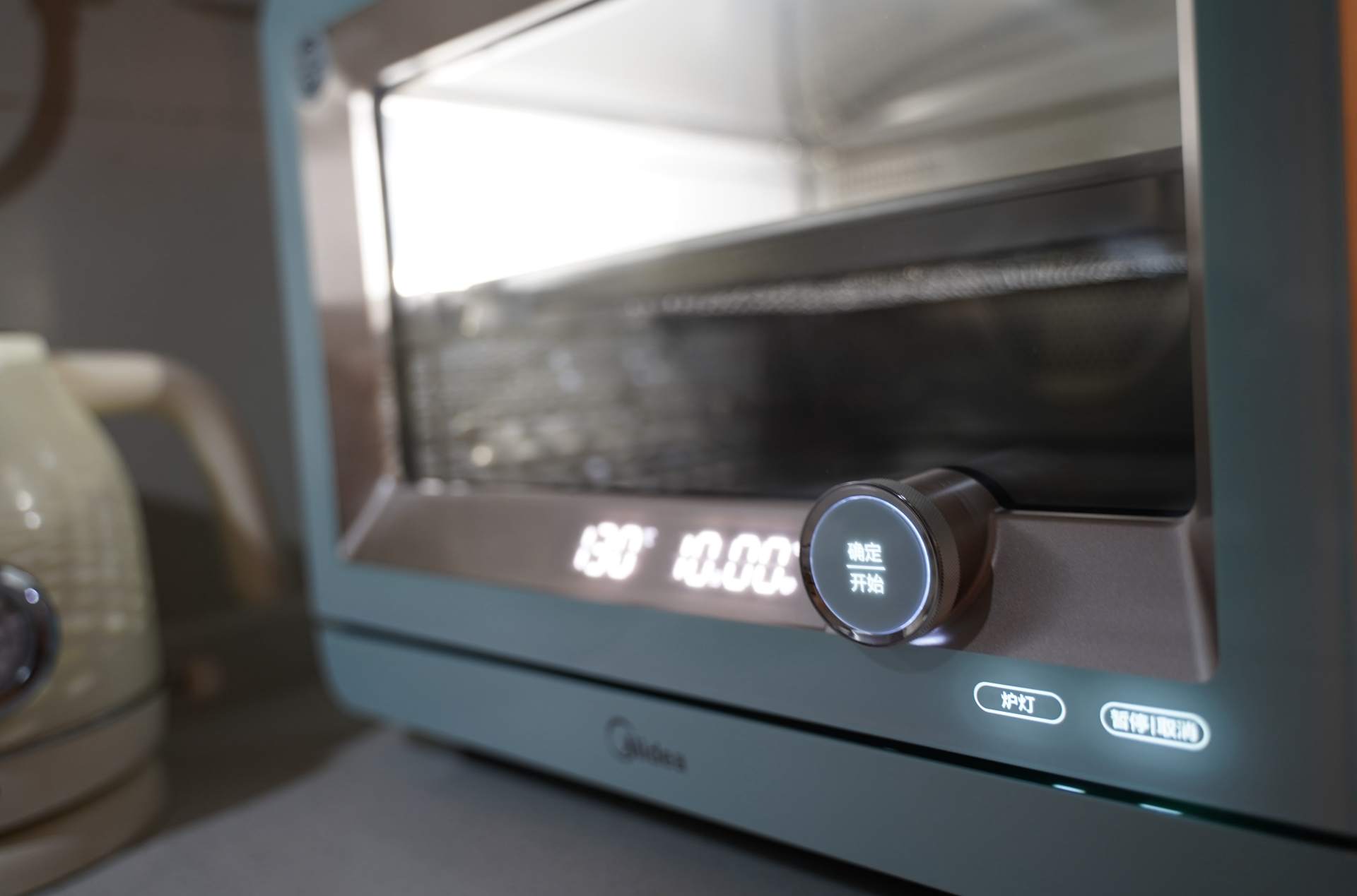 凯度蒸烤箱和美的哪个好,凯度蒸烤箱618什么价格