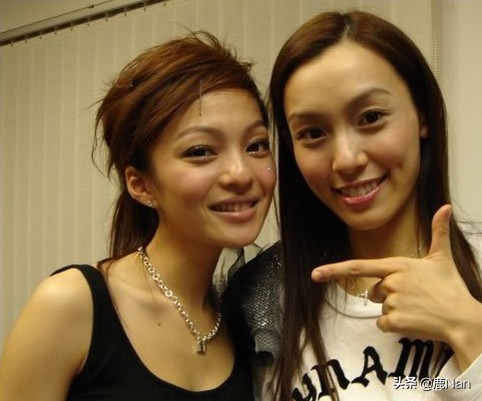 用盗版被群嘲，插刀好姐妹，“绿茶莲女”范玮琪是怎样炼成的？