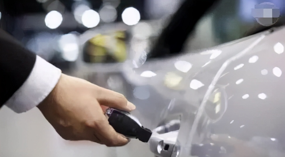 汽车钥匙丢了怎么办开不了车门,汽车钥匙丢了怎么办自己开锁