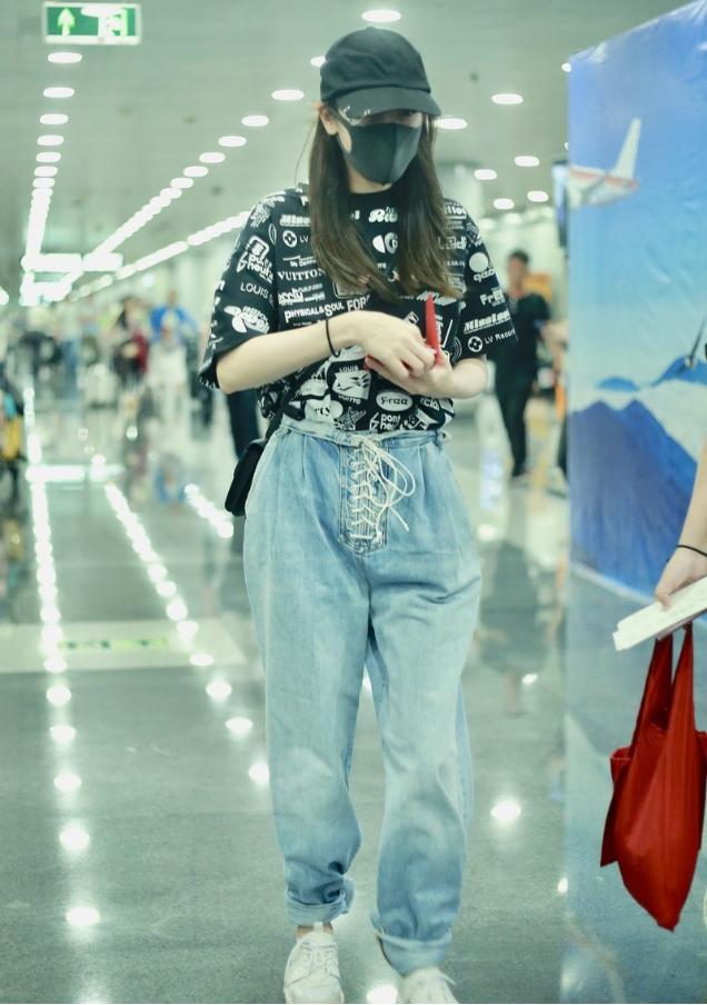 迪丽热巴穿衣自由,迪丽热巴穿衣从不让人失望