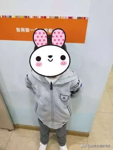 喜欢吐口水到懂礼貌！她用行动证明阿斯倾向的孩子也可以变好！