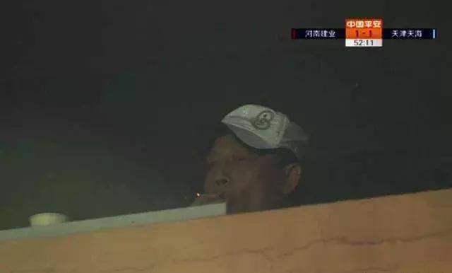 里皮亚冠抽雪茄,里皮抽雪茄尤文图斯