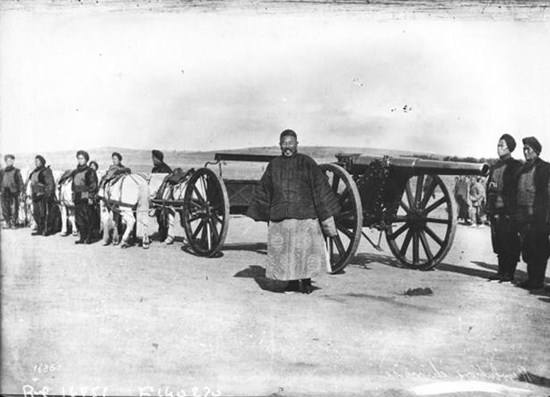 左宗棠拿下新疆与胡雪岩有关系吗,左宗棠为什么向英国借款