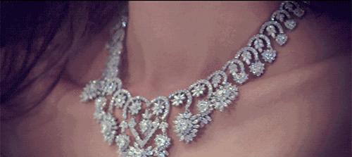 六福珠宝中央大街旗舰店,六福珠宝精品专卖店