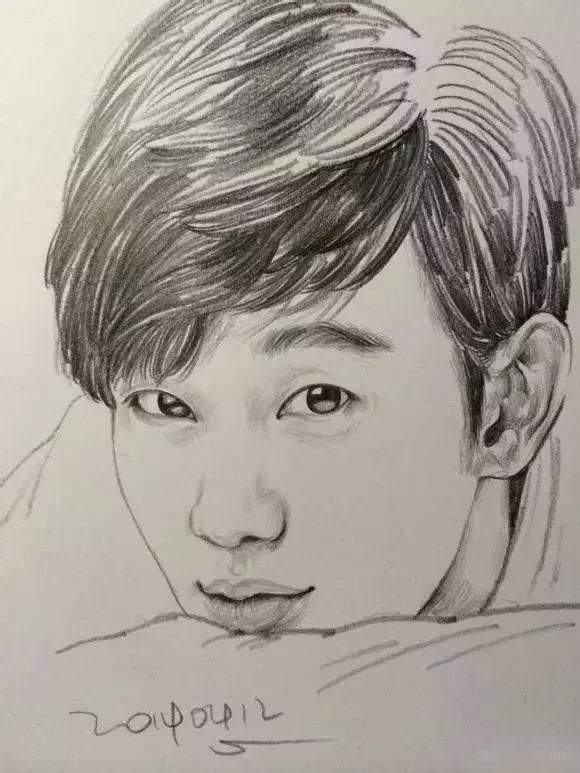 速写看一眼画一笔,用速写的方法画肖像画