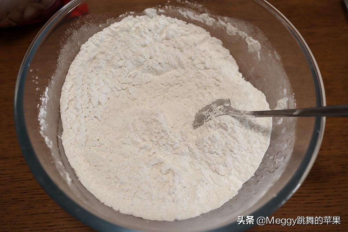 香甜松软小米糕不用烤箱不揉面,怎么蒸大米发糕不粘锅
