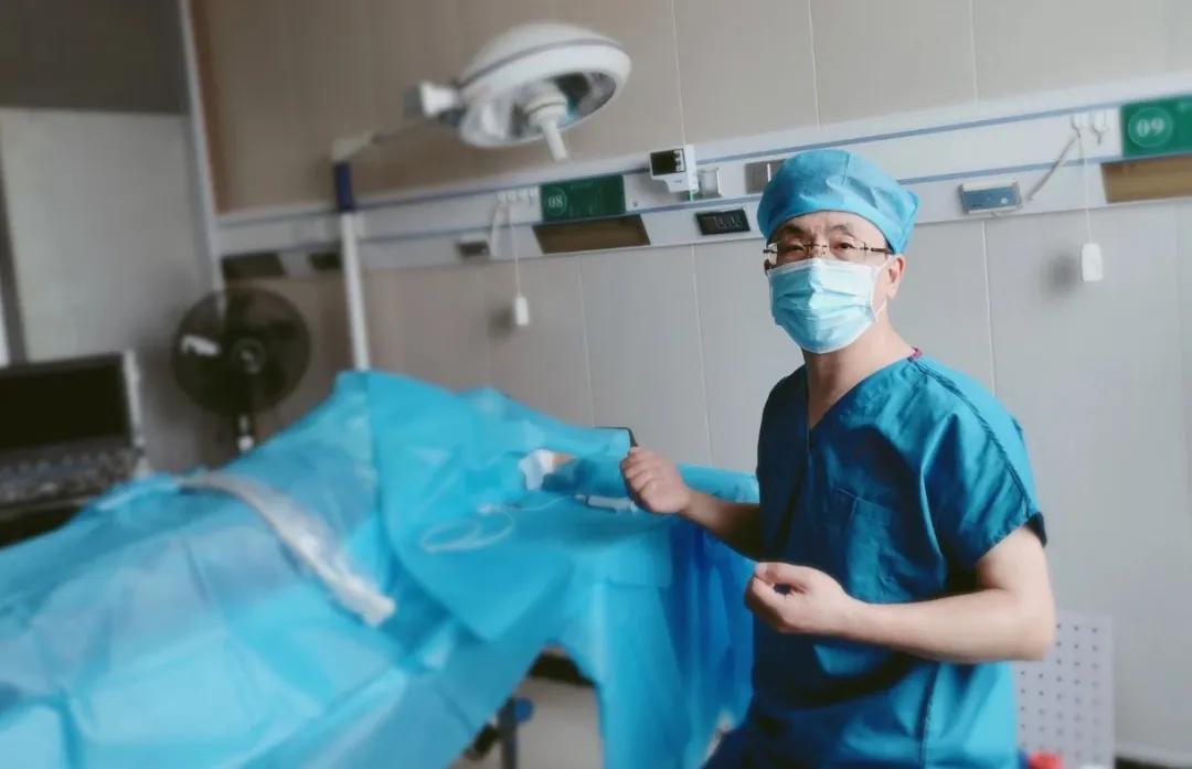 走进大兴的军大人040号|李金茂：甲乳外科的“小李飞刀”