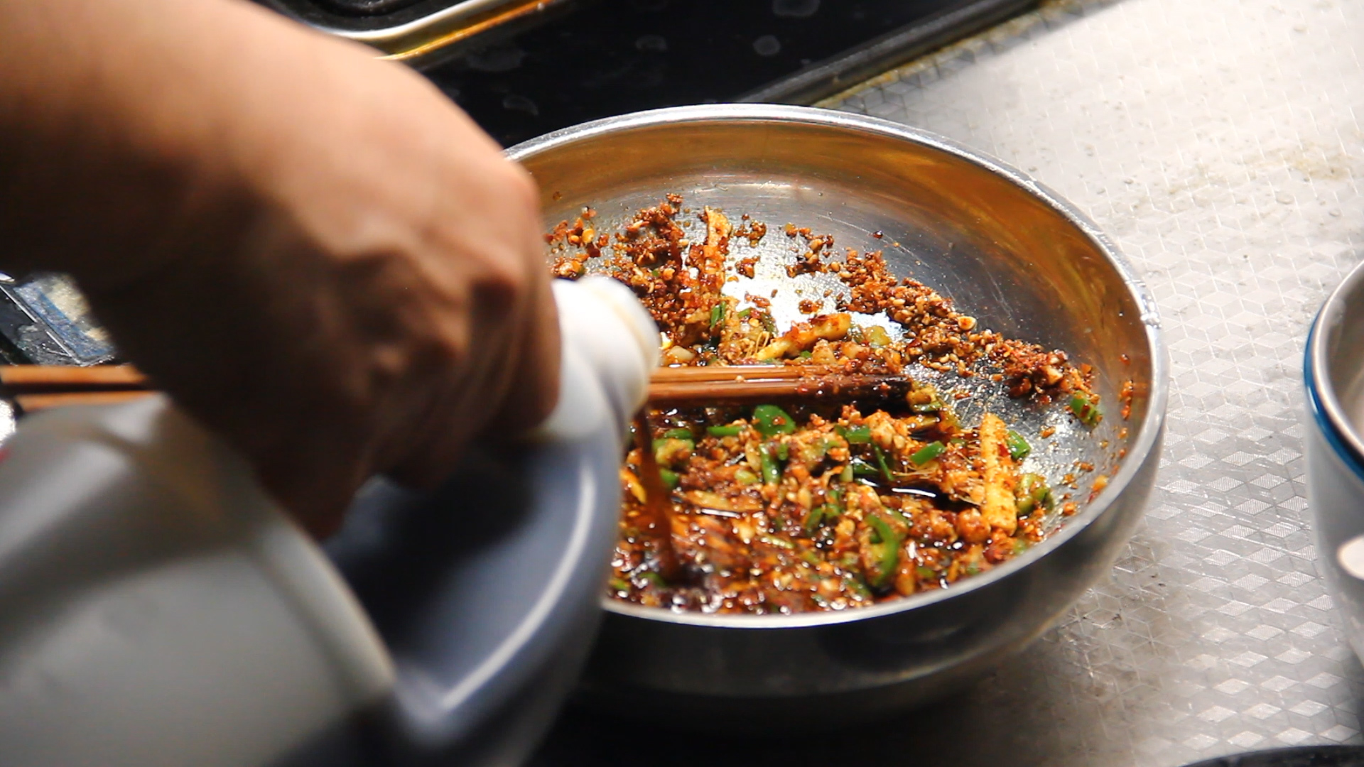 鸡爪怎么做可以摆地摊卖,鸡爪摆摊创业做法