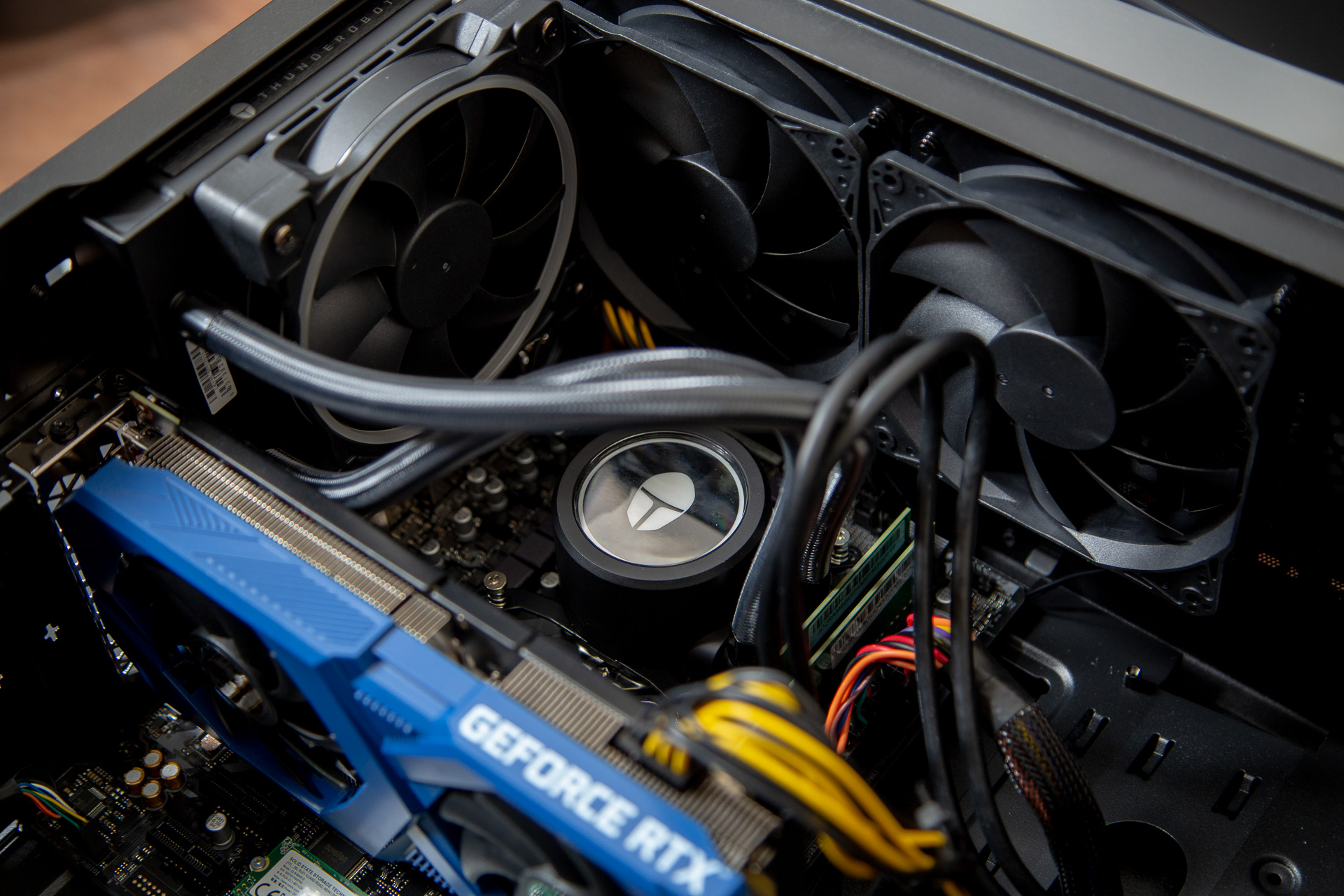 雷神黑武士4代i5-11400测评,雷神黑武士4代拆显卡