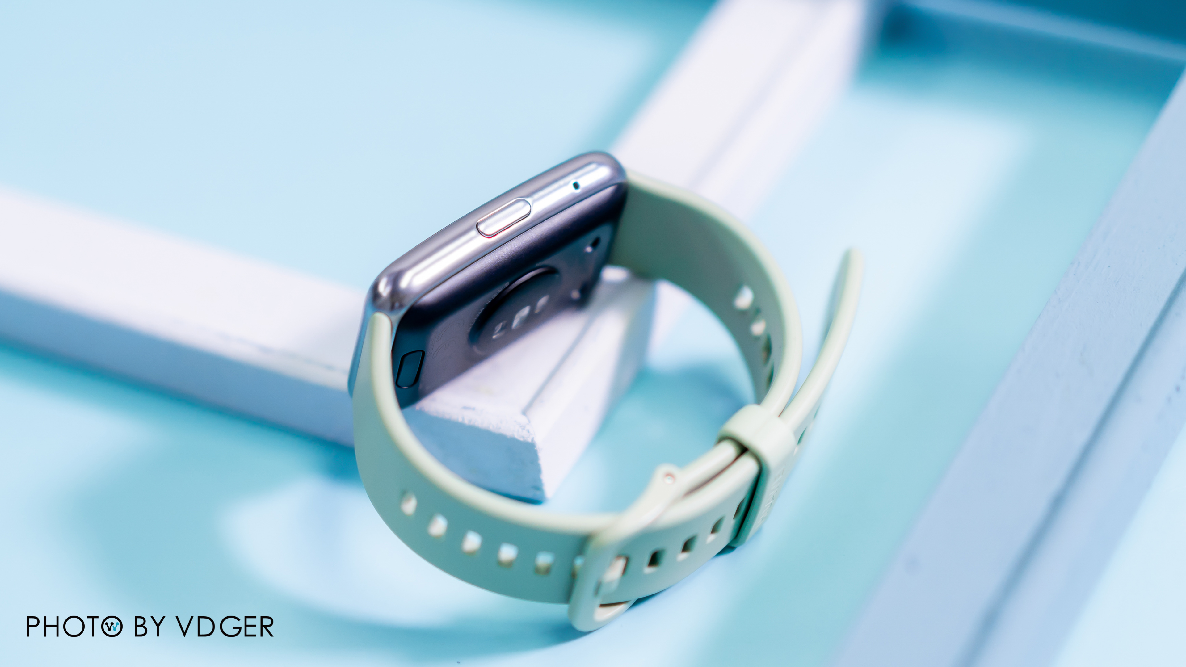 华为WATCHFIT使用体验：智能手表本该如此轻薄且强大