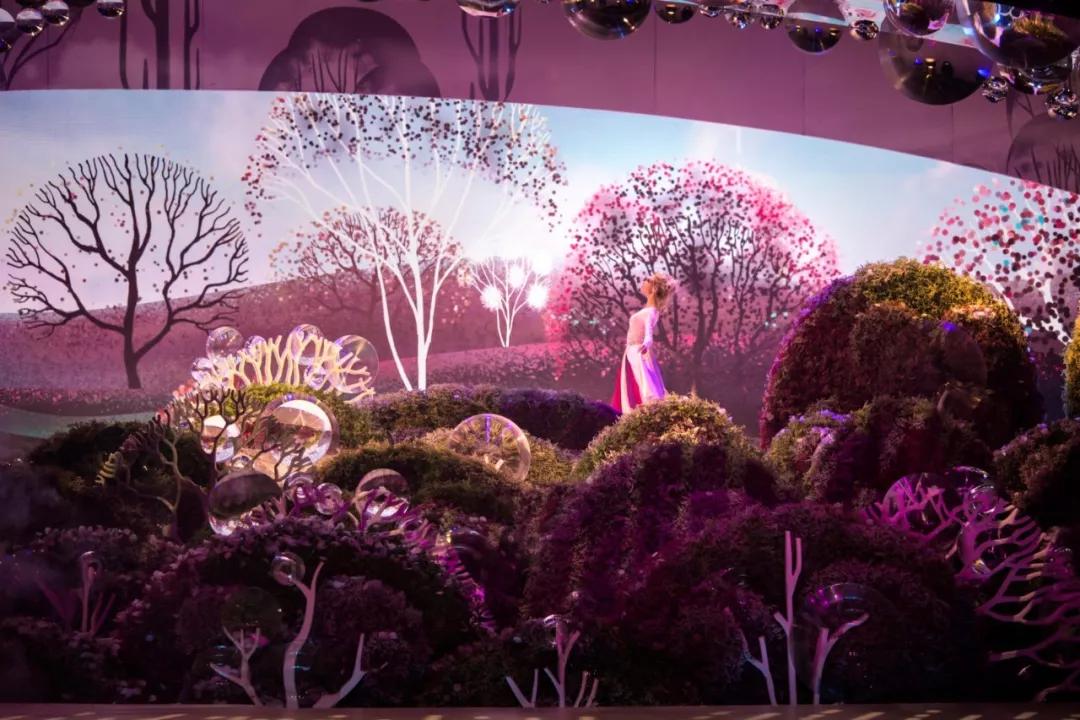 这才是婚礼真正应该有的样子,前院办婚礼后院摆酒席