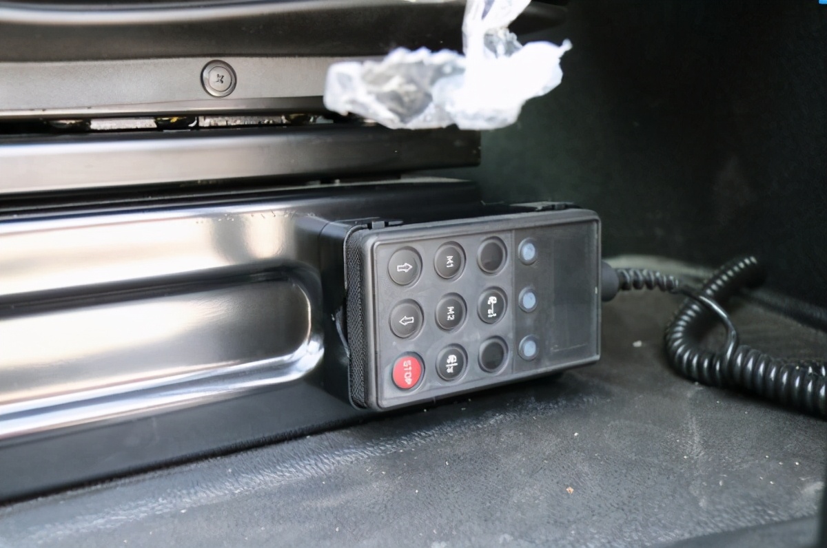 安能快速发展集中采购定制的重卡有什么特别之处？