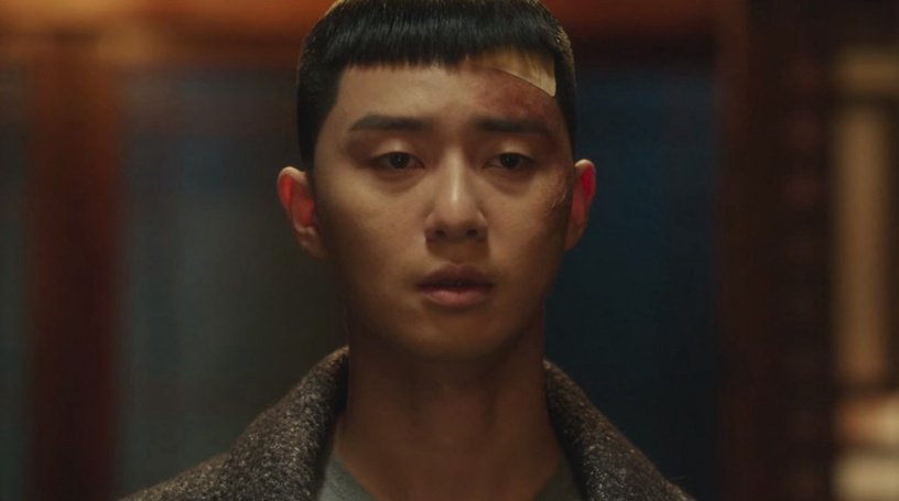 韩剧《梨泰院Class》15集朴叙俊被虐惨！朴叙俊命危又下跪又哭喊