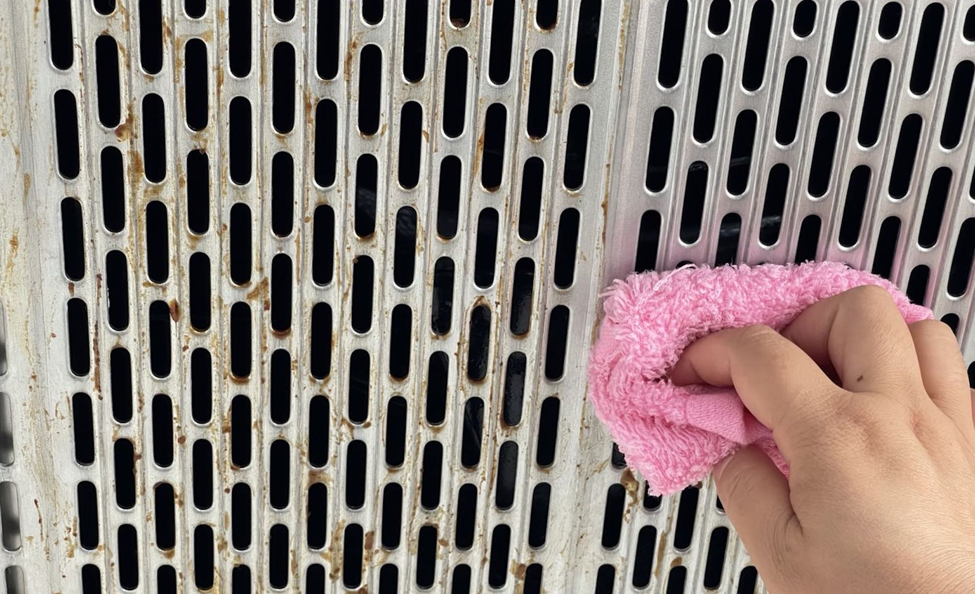 厨房下水道堵塞油渍太厚疏通方法,厨房大理石台面上的油渍怎么处理