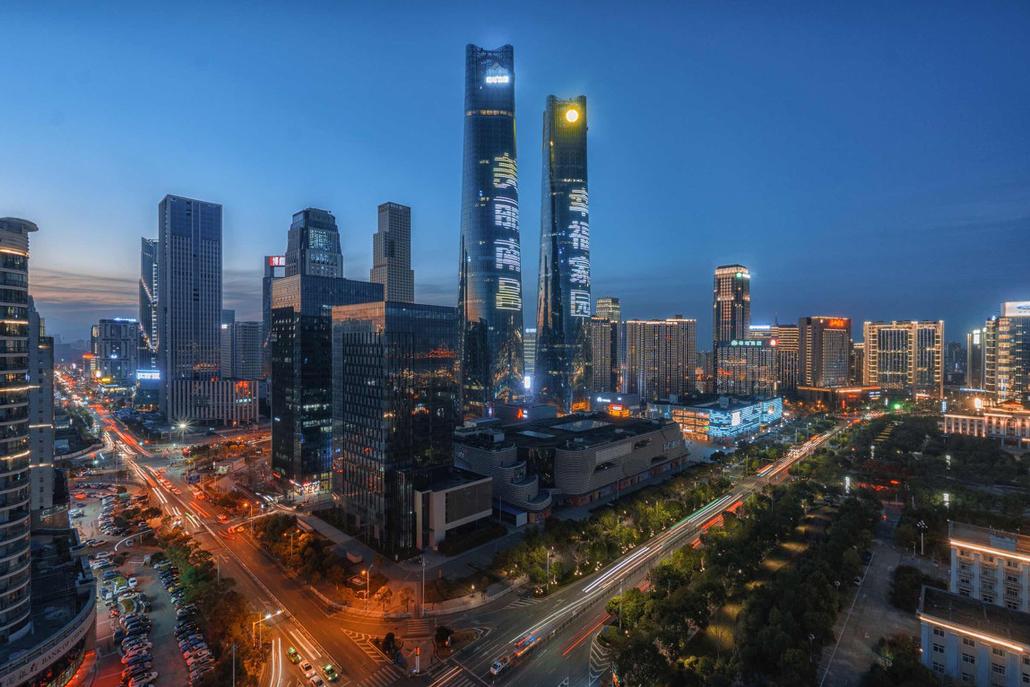 南昌一个房价不高的城市,南昌房价走向低谷了吗