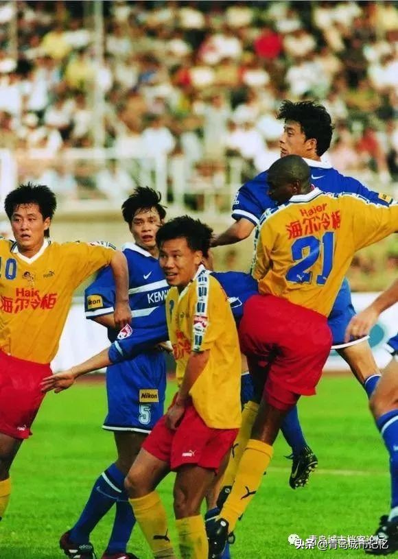 青岛足球风云30载,青岛足球赛青岛海牛