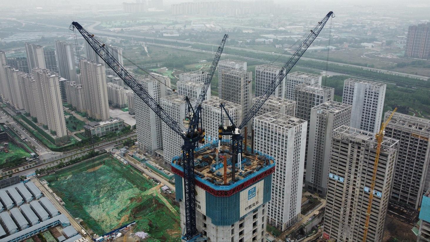 济蓉镐—在建400米级超级地标快速拔高！摩天缔造者绿地实力彰显