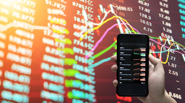 坚定执守一只股，让他从小白到大神，高手果然在民间