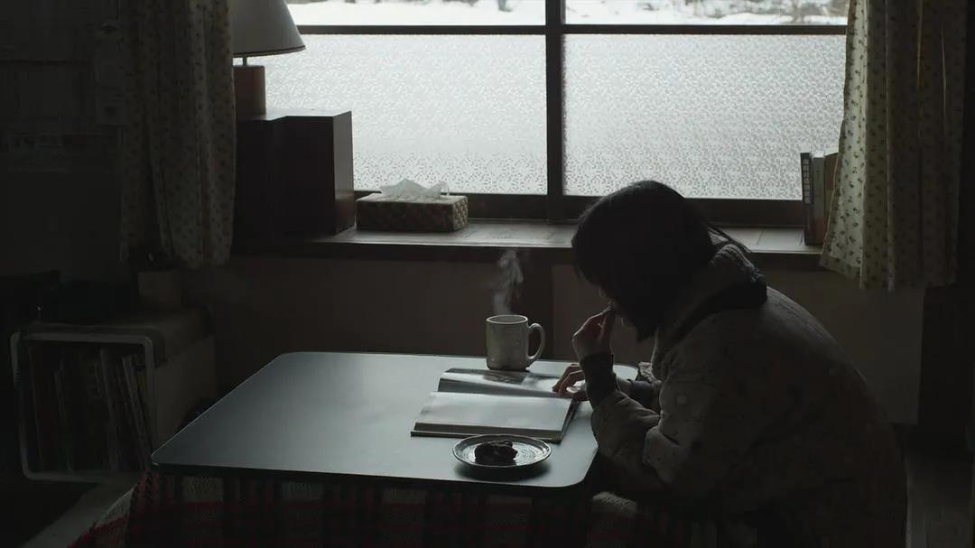 断过的绳子怎么系都有结,绳子断了有个结怎么办