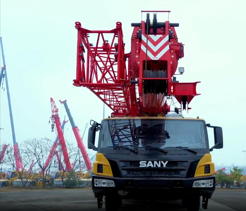 中联的55吨好还是三一55吨吊车好,中联55吊车对比三一55吊车