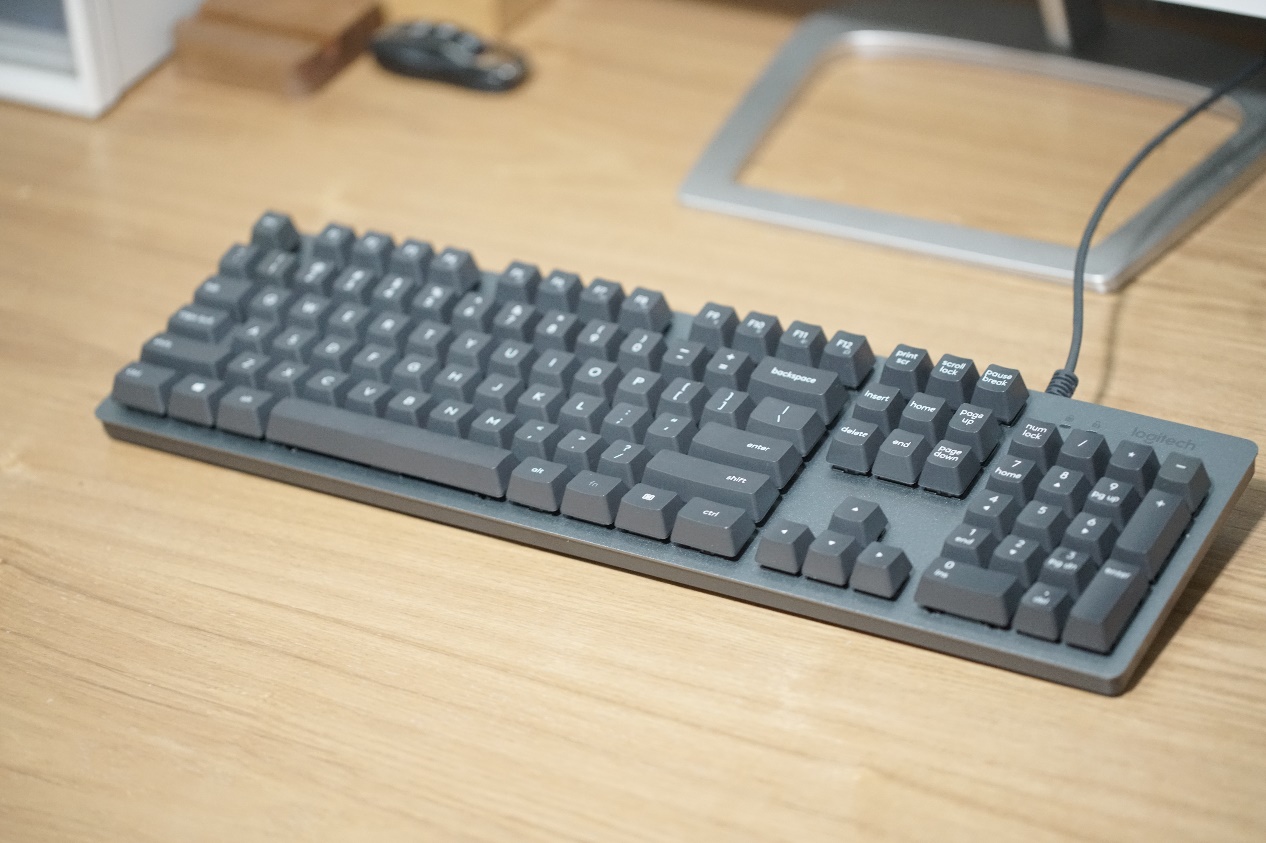 罗技入门办公键盘测评,舒适的键盘